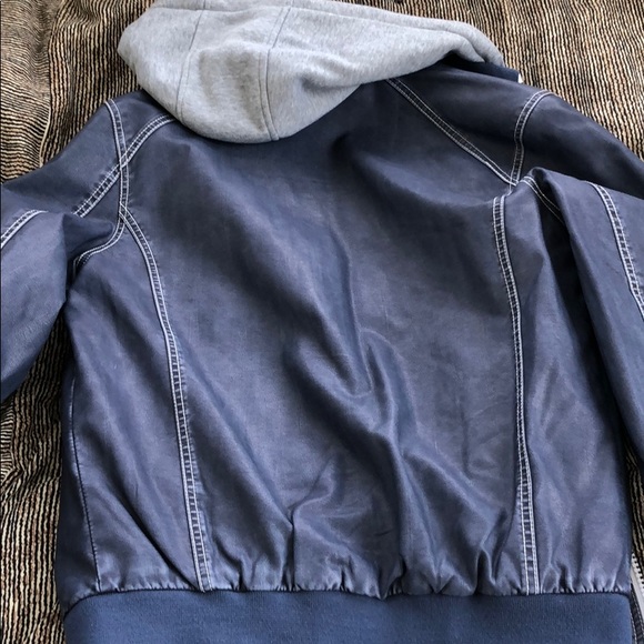 Blue jacket - Picture 3 of 3